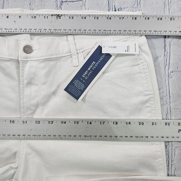 Old Navy WOMENS SIZE 16 Stay White Micro Flare Mid Rise Stretch Denim Jeans - Picture 4 of 11